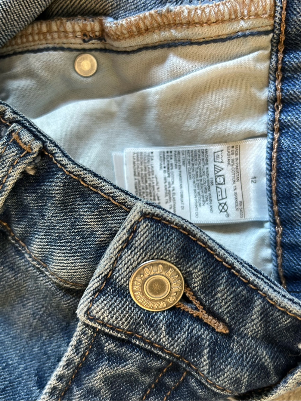 Classic Blue Denim Shorts Size 12 - Picture 7 of 7